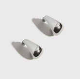 DRAE SOHO BOLD EARRINGS